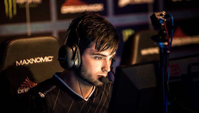 但竞技化场 但竞技化场