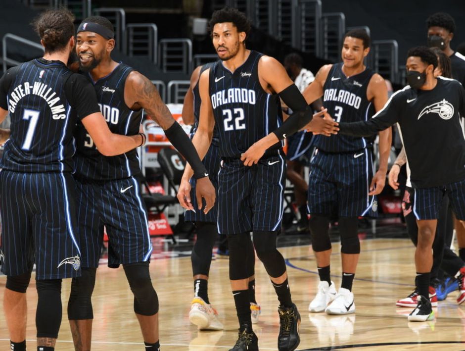 的三点落地 的三点落地